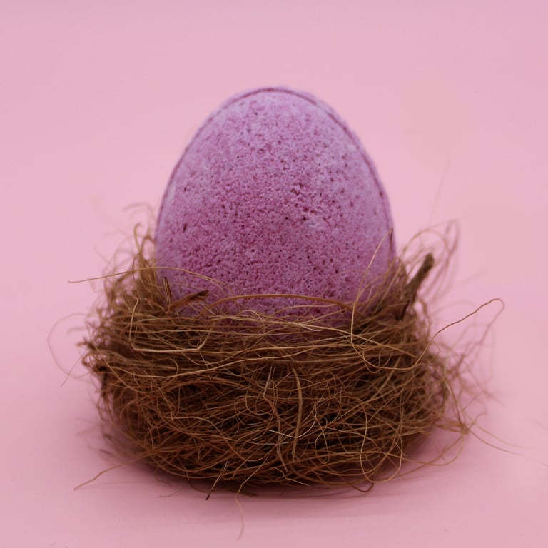 Cherry Bath Bombs Tray - Fragranced & Fizzy Egg Shapes