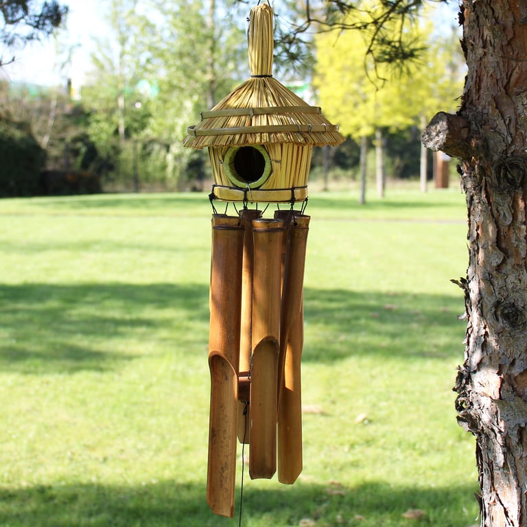Round Seagrass Birdhouse with Chimes - 45x17cm Outdoor Decorative Feeder Box
