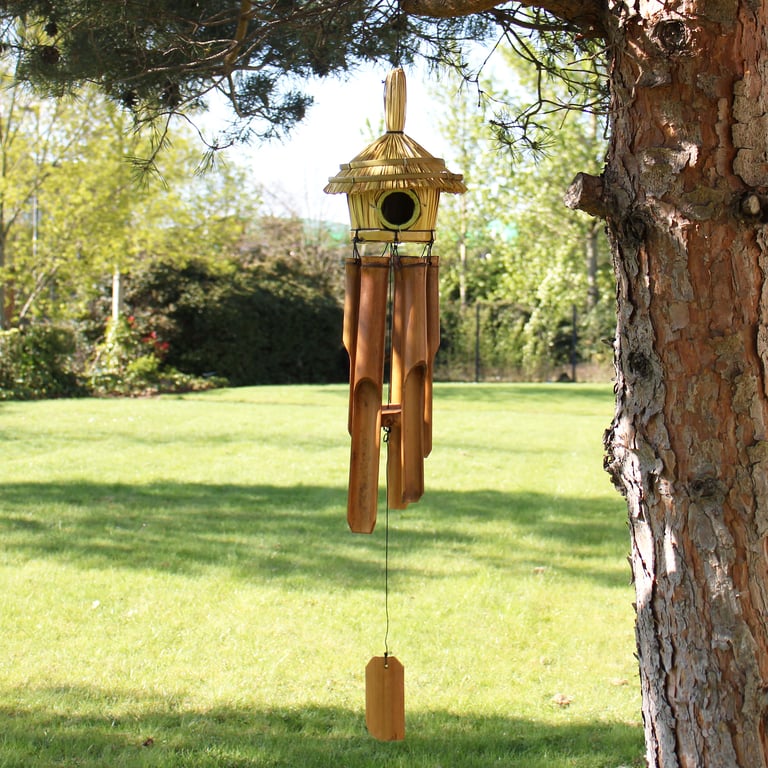 Round Seagrass Birdhouse with Chimes - 45x17cm Outdoor Decorative Feeder Box