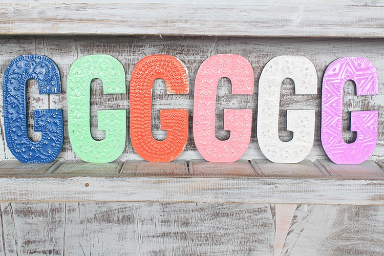 Assorted Coloured 15cm Letter G Decorative Sign for Home and Garden Decoration