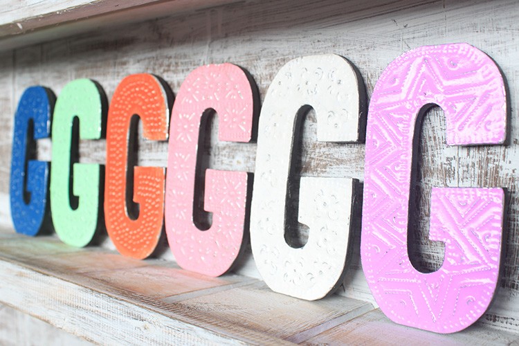 Assorted Coloured 15cm Letter G Decorative Sign for Home and Garden Decoration