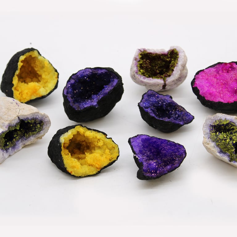 Coloured Calsite Geodes (Black Rock, Turquoise/Purple) - Stylish Home Decor Accessory