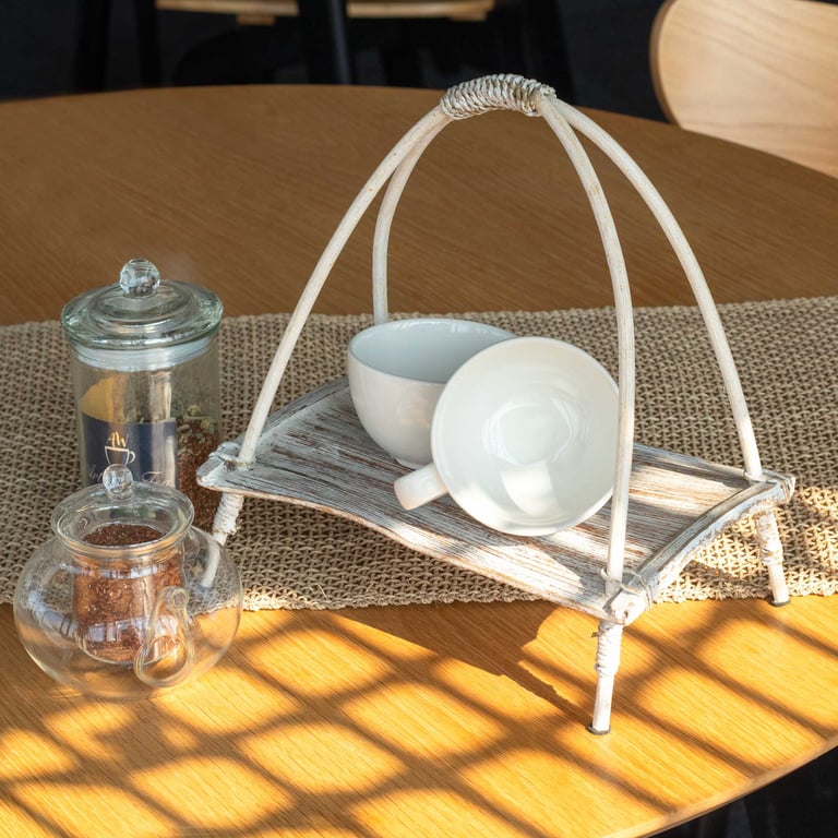 Whitewashed Coconut Leaf Tea Stand - Eco-Friendly Home Decor Holder
