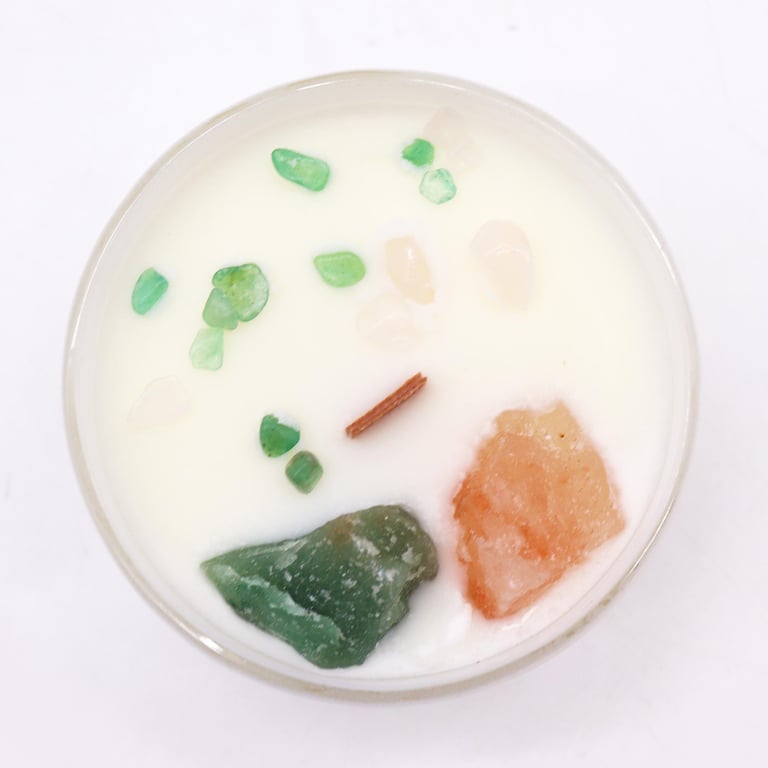 Heart Chakra Crystal Candles - Balancing Emotional Energy for Spiritual Growth and Meditation