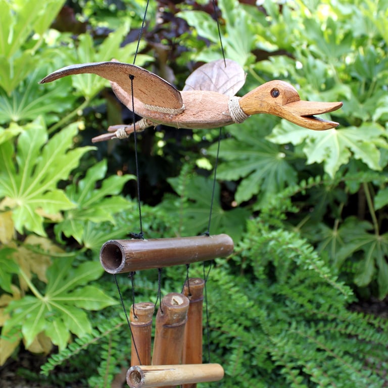 Coconut Duck Windchimes - Nature-Inspired Outdoor Soundscapes with Bird Whimsy