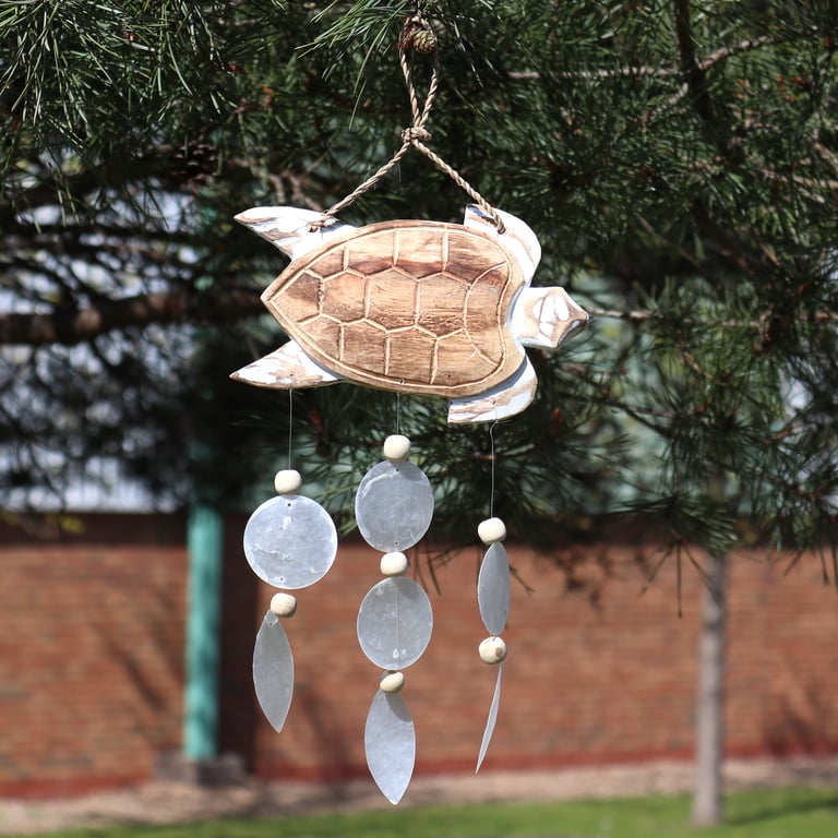 Handcrafted Whitewash Turtle Sculpture with Copis Drop (Natural)