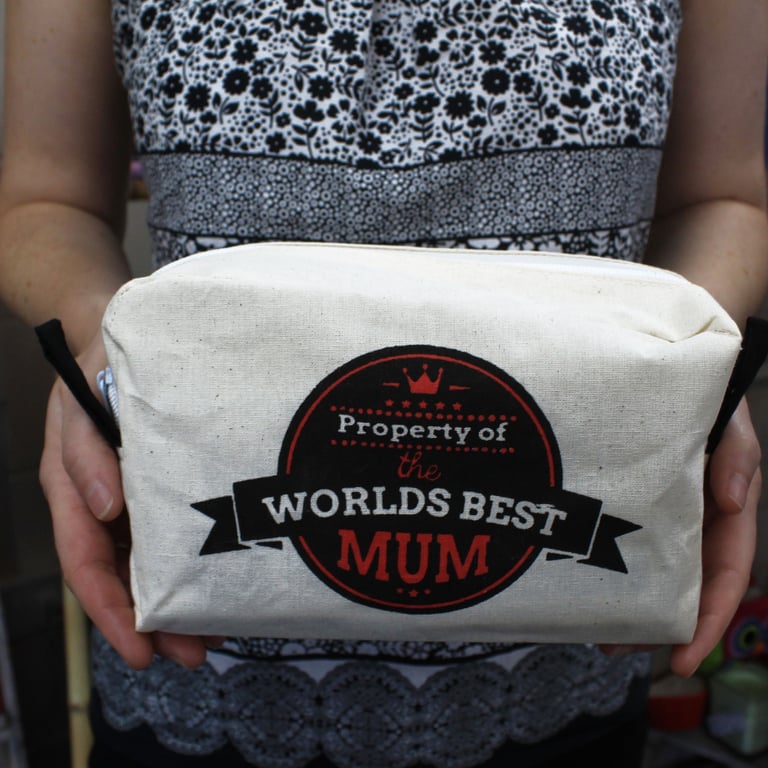 Eco-Friendly Reusable Natural Toiletry Bag for Travel and Home Use