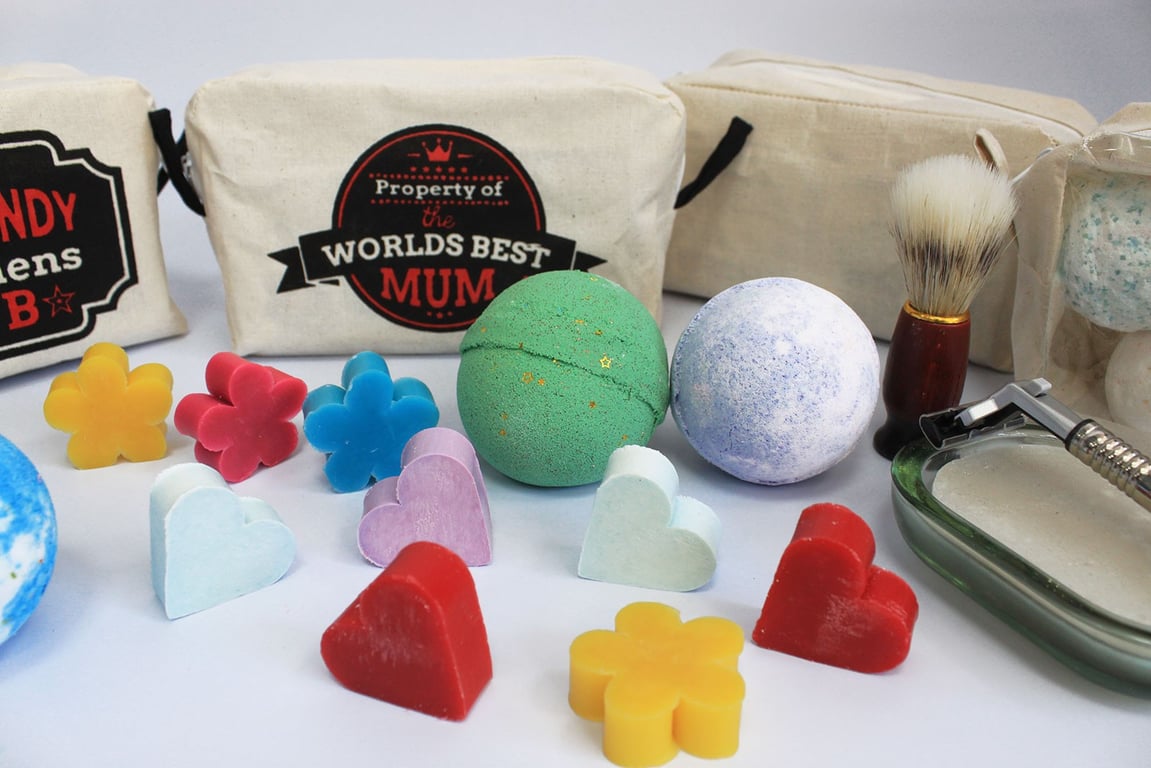 Eco-Friendly Reusable Natural Toiletry Bag for Travel and Home Use