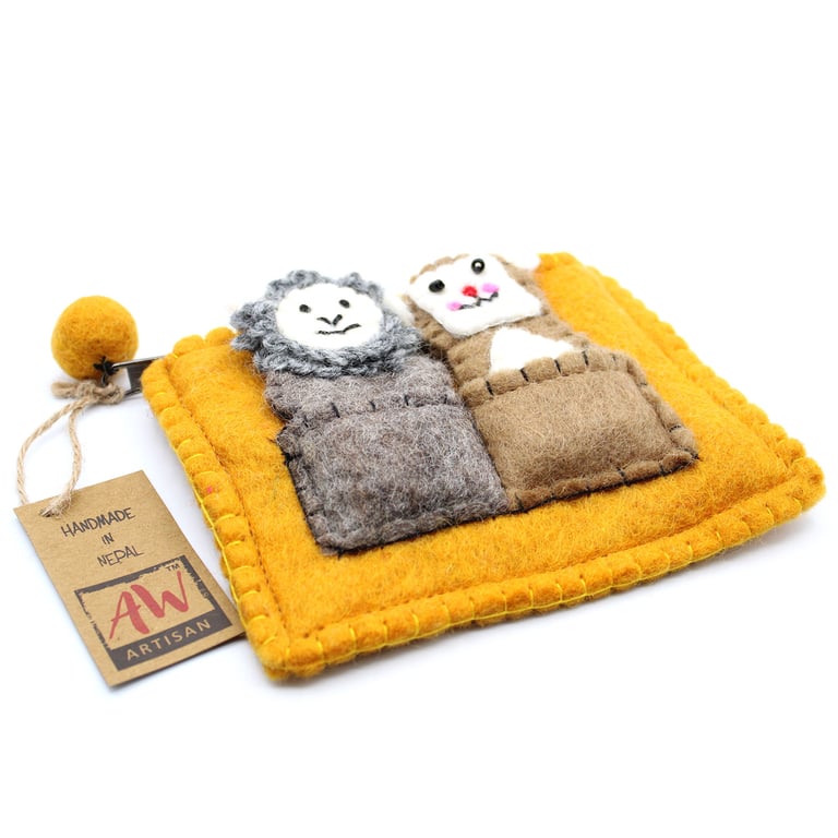 Finger Puppets Pouch Set - Bear & Sheep Kids Toy Storage and Entertainment Kit