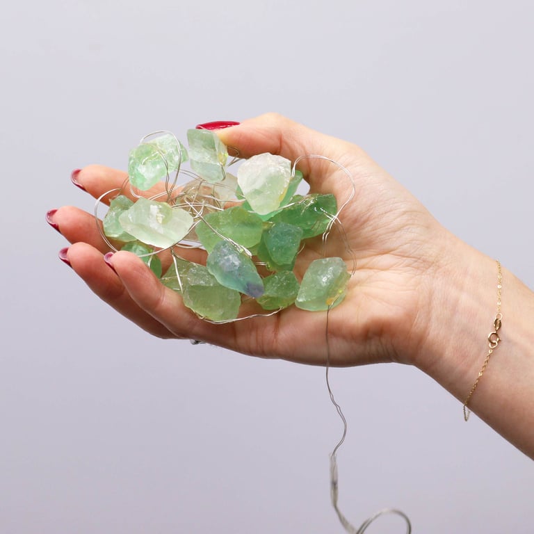 Jade Gemstone Enchantment Light - Radiant Crystal Ambiance