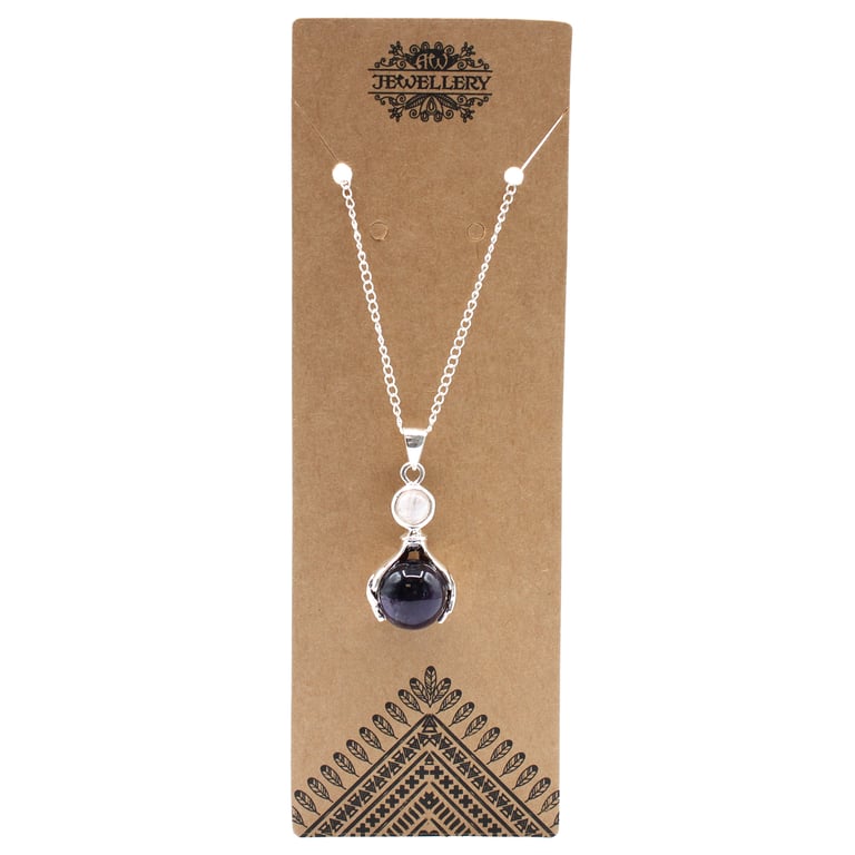 Amethyst Gemstone Healing Hands Pendant - Crystal Therapy Necklace for Spiritual Growth and Energy Healing