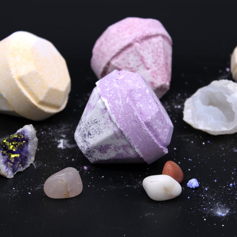 Gemstone Very Berry Scented Bath Bomb for Relaxation and Bliss