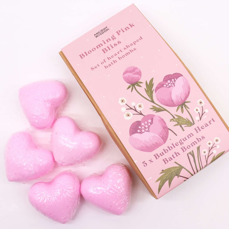 Blooming Pink Bliss Bath Heart Gift Set - Romantic Heart-Shaped Bath Products for Relaxation and Self-Care