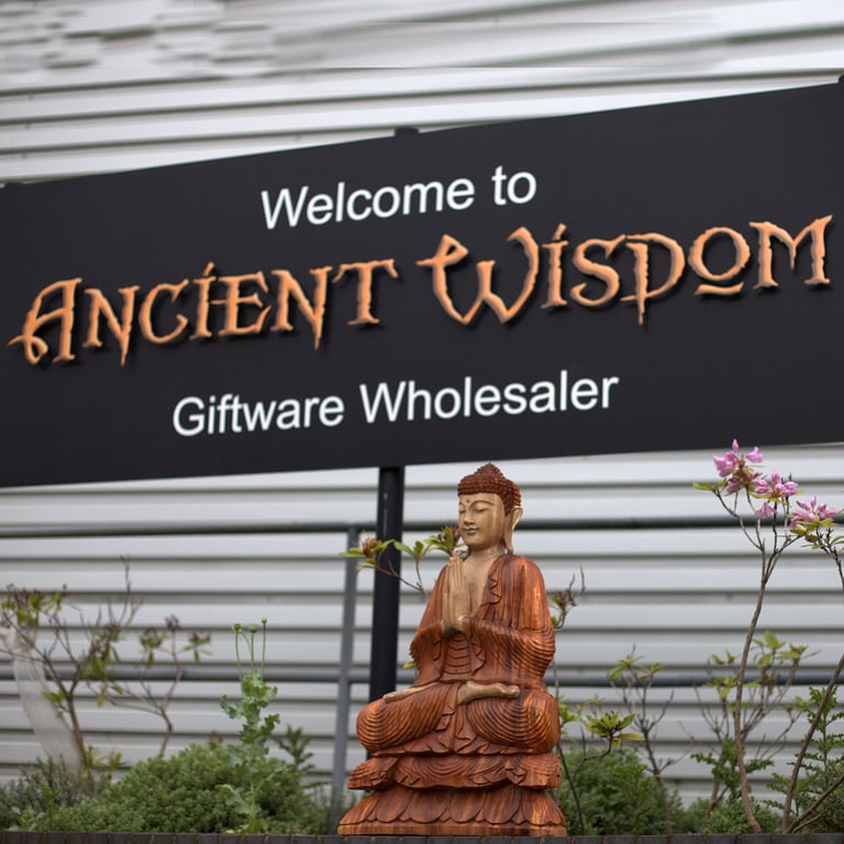 80cm Hand-Carved Buddha Statue - Premium Quality Craftsmanship