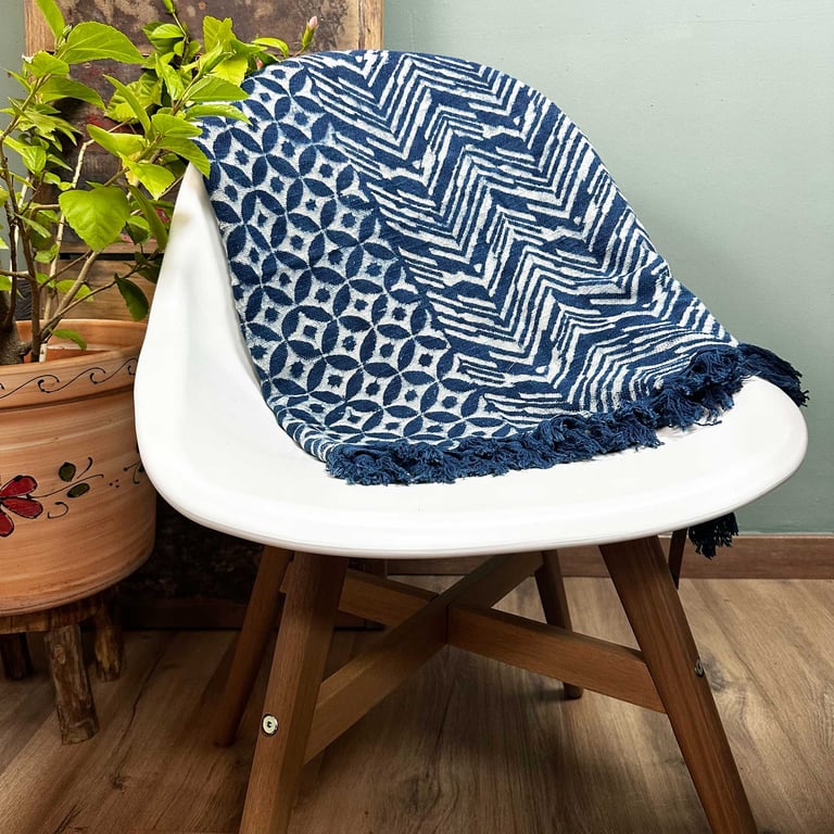 170x120cm Handmade Indigo Throw - Namoona Waves (Namoona)