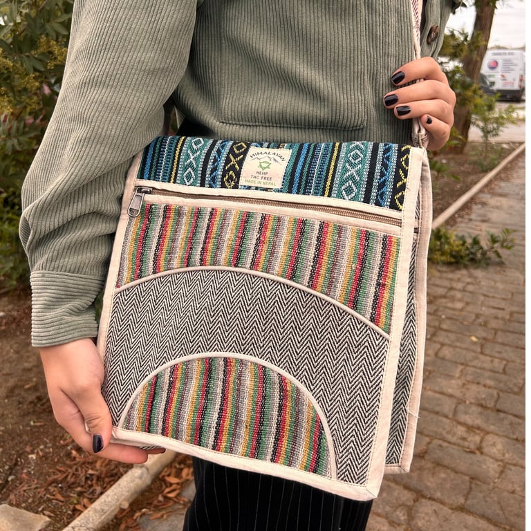 Hemp Laptop Bag - Sleek Curved Design - Curves