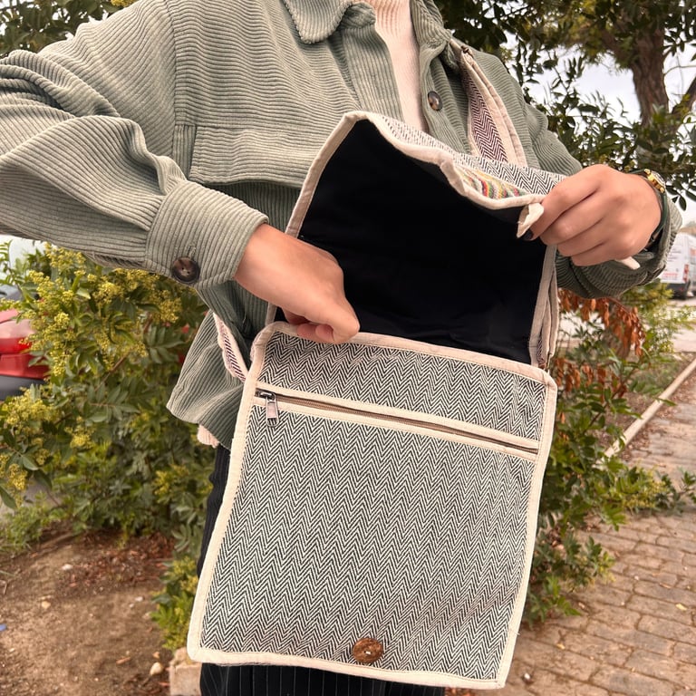 Hemp Laptop Bag - Sleek Curved Design - Curves