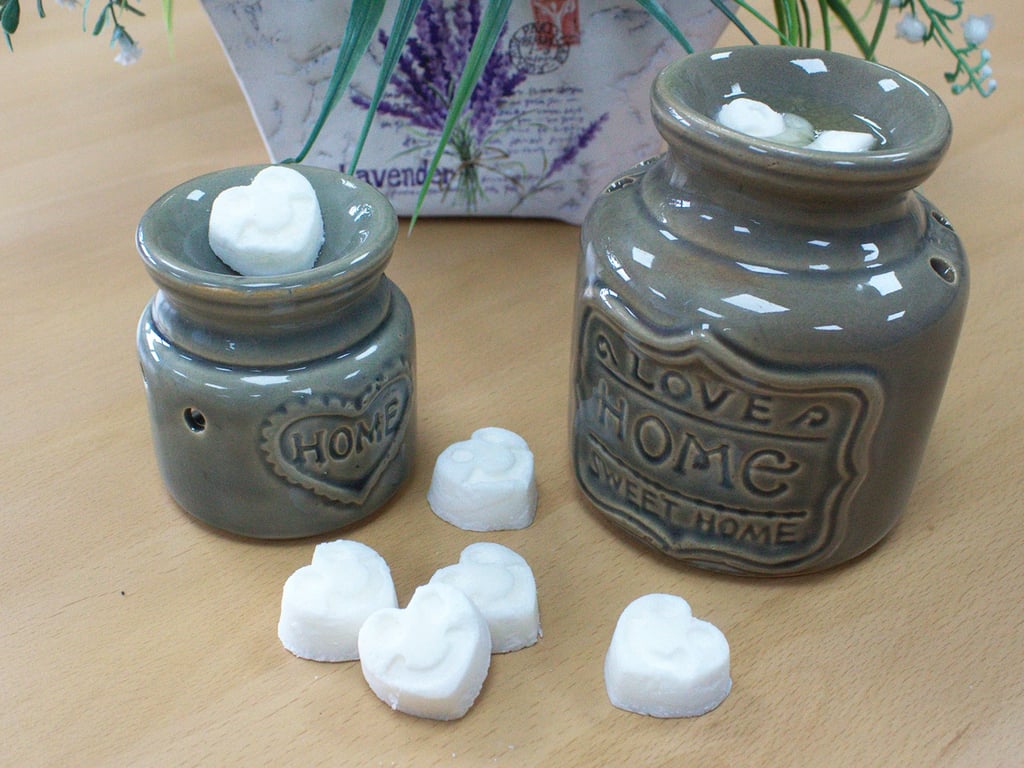 Large Home Oil Burner - Diffuse Love and Serenity throughout Your Space