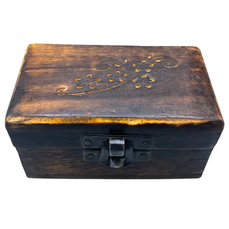 Wooden Carved Pill Box - Home Organization & Beauty Supplies Essentials