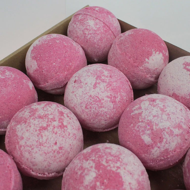 Cherry Jumbo Scented Luxury Bath Soak Bomb for Relaxing Bath Experience
