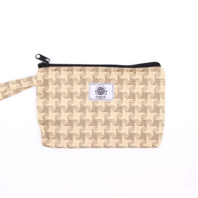 Soft & Natural Handy Gift Pouches - Assorted Materials, 20x13cm, Perfect Home Organization and Gift Wrapping Solution