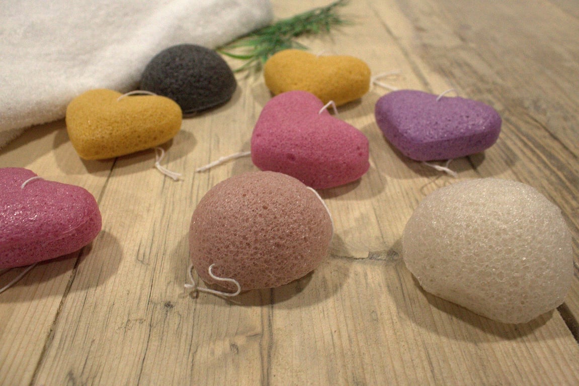 Lavender Konjac Heart Shaped Exfoliating Skin Care Sponge - Natural and Gentle