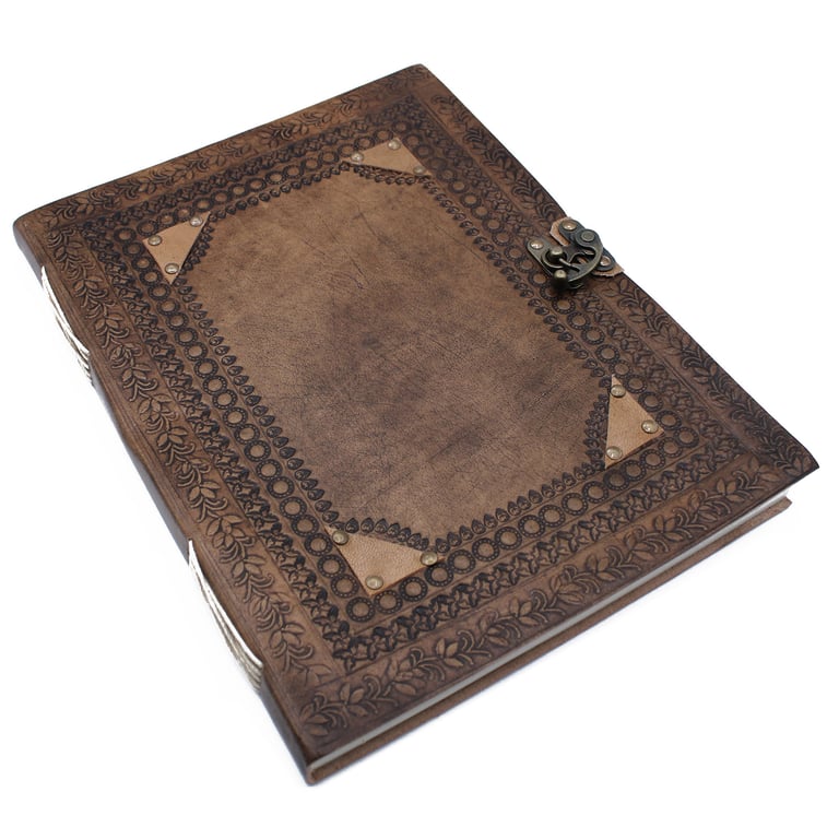 Large Customizable Leather Visitor Journal (200 Pages) - Personalized Writing Experience