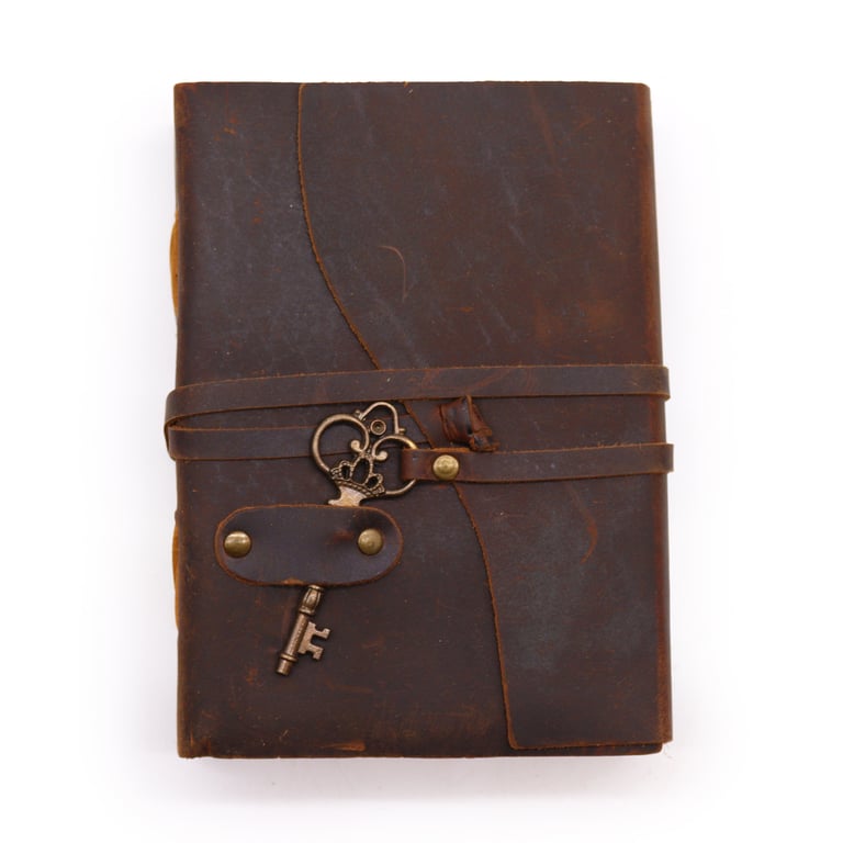 Leather-bound Journal (200 pages, Decle-edged) - 13x18cm Layout