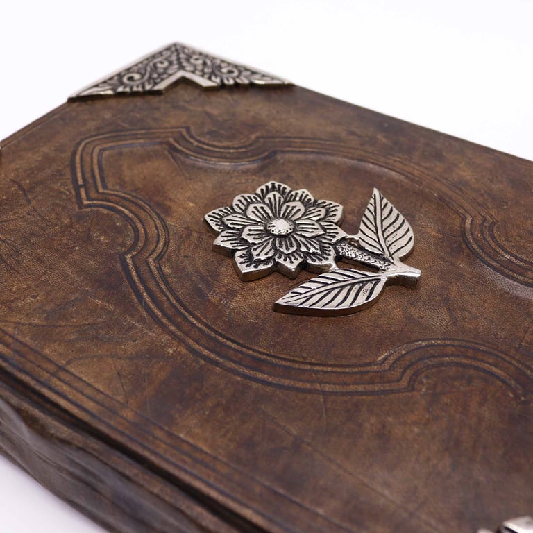 200-Page Decorative Hardcover Book (Zinc Rose Edition) - 26x18cm, Hefty Red Tan Deckle Edges