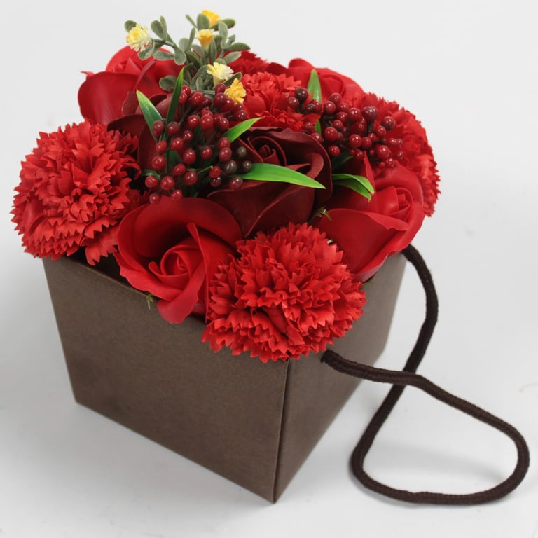 Handcrafted Red Rose & Carnation Soap Bouquet - Luxurious Scents & Aromatherapy, Premium Brand