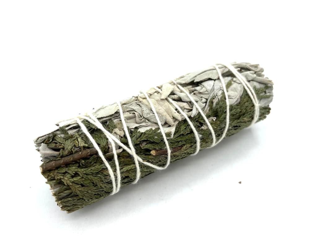 White Sage & Cedar 10cm Natural Smudge Stick - Cleansing and Purifying Energy Tool