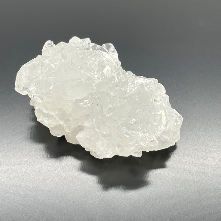 White Apophyllite Crystal Clusters 20-30mm - Spiritual Home Decor and Meditation Stones
