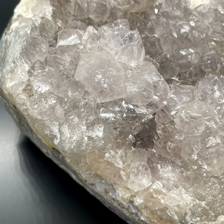 1kg Quartz Finger Stones - Natural Healing Crystals