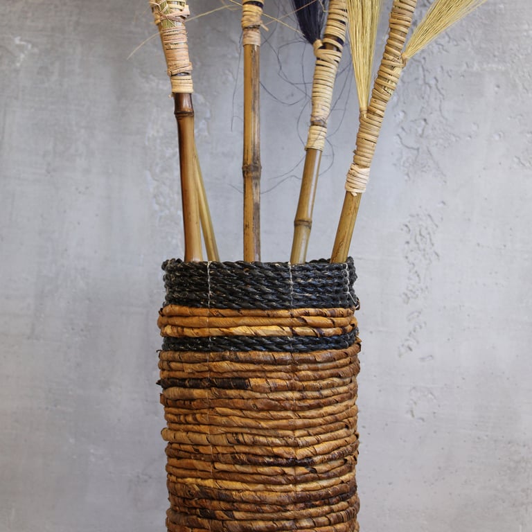 Eco-Friendly Banana Leaf Set (2 Vases & 2 Bins) - Sustainable Home Decor