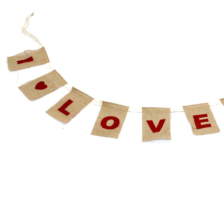 Large Natural Heart Bunting - I LOVE YOU Decorative Home Decoration