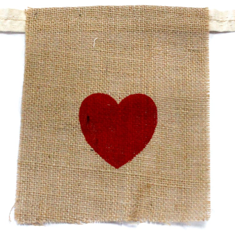 Large Natural Heart Bunting - I LOVE YOU Decorative Home Decoration