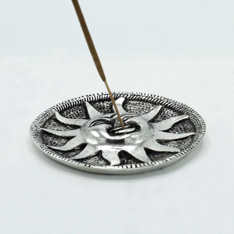 Polished Aluminium Outdoor Incense Holder 9m - Durable Metal Stand for Long Burning Candles and Essential Oils