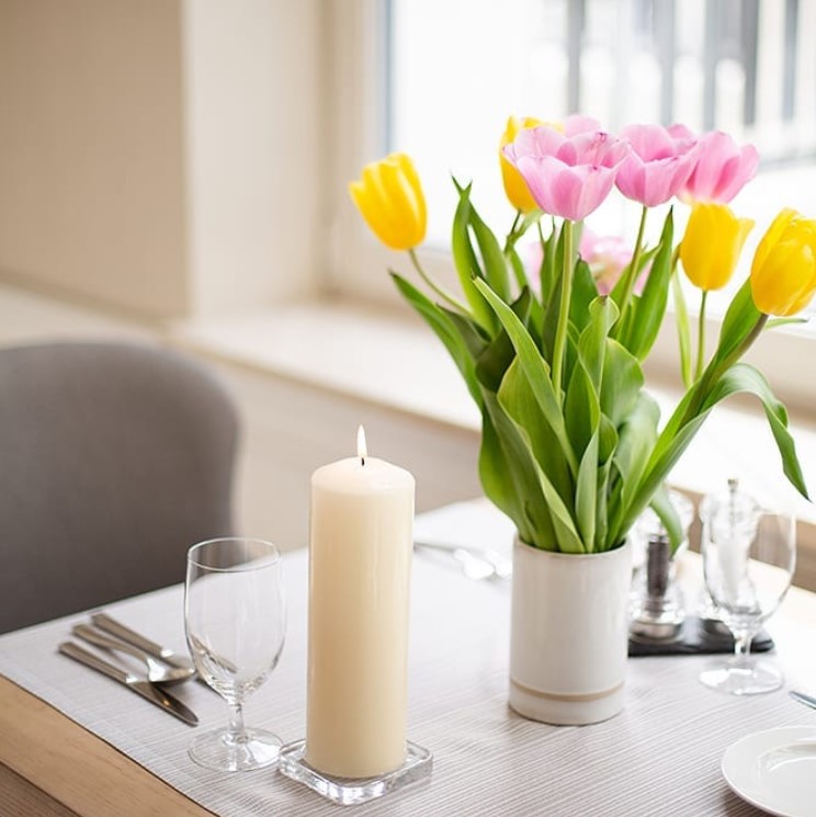 Ivory 40x60mm Pillar Candle Set of 4 - Scented White Candles for Ambiance