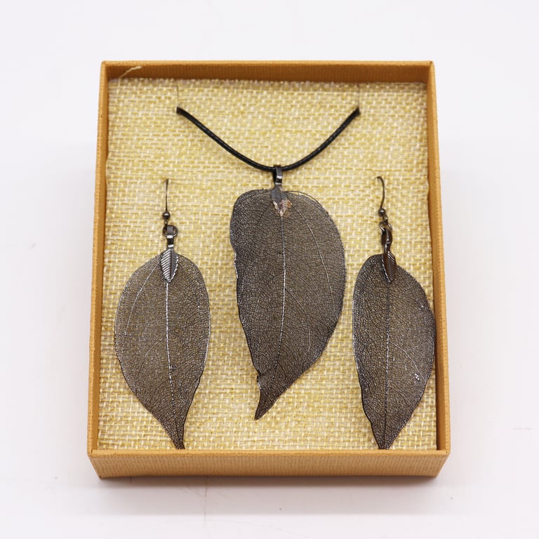 Pewter Bravery Leaf Necklace & Earring Set - Bold Statement Jewelry