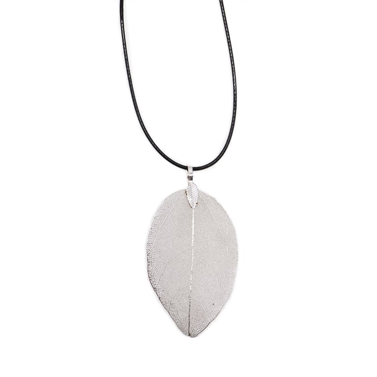 Silver Bravery Leaf Pendant Necklace - Bold Symbol of Courage and Inner Strength