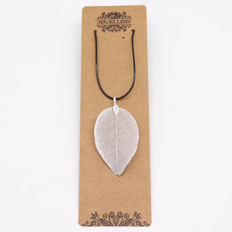 Silver Bravery Leaf Pendant Necklace - Bold Symbol of Courage and Inner Strength