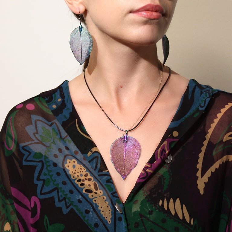 Bravery Leaf Multicoloured Enamel Necklace - Symbolic Jewelry Pendant
