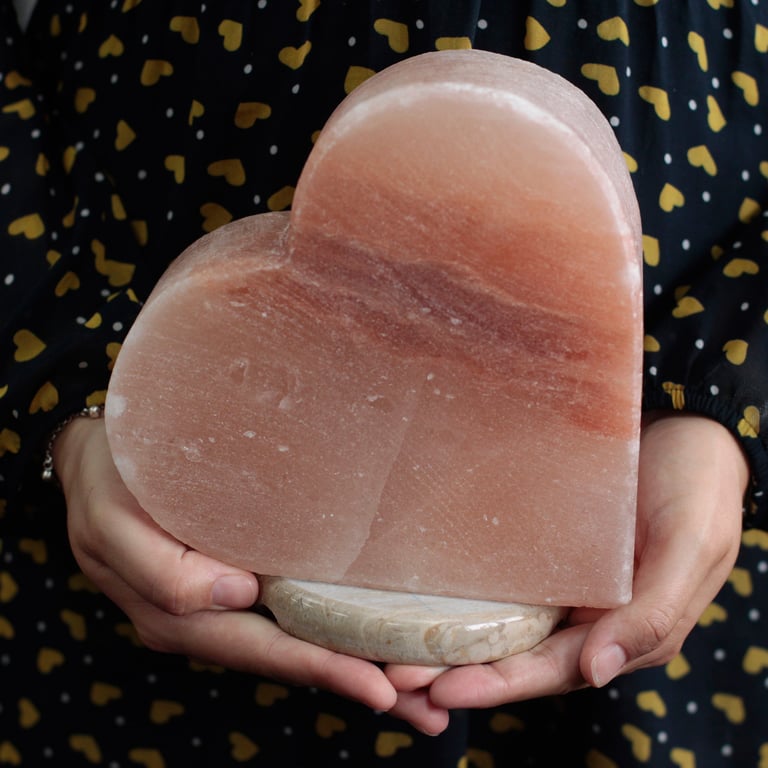 Heart-Shaped Salt Lamp - Natural Aromatherapy & Ambient Lighting