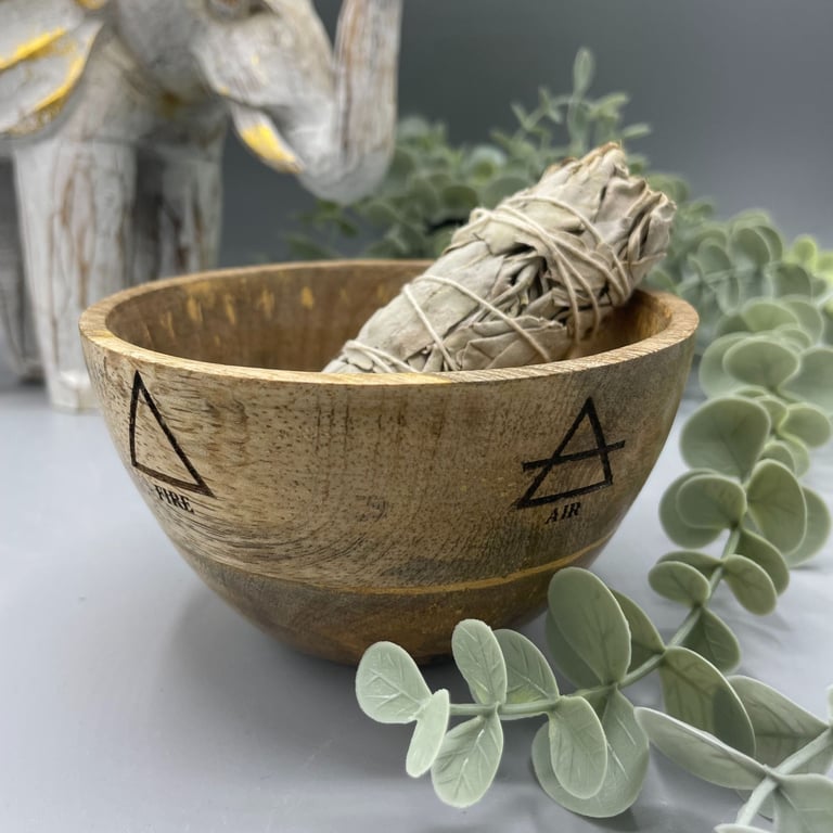 Wooden Smudge and Ritual Offerings Bowl - Four Elements Natural Meditation Focus