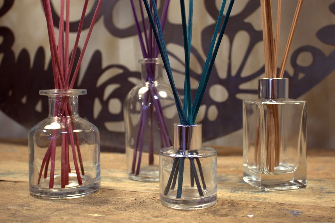 140 ml Clear Round Essential Oil Diffuser Bottle - Home Fragrance Reed Diffuser Set