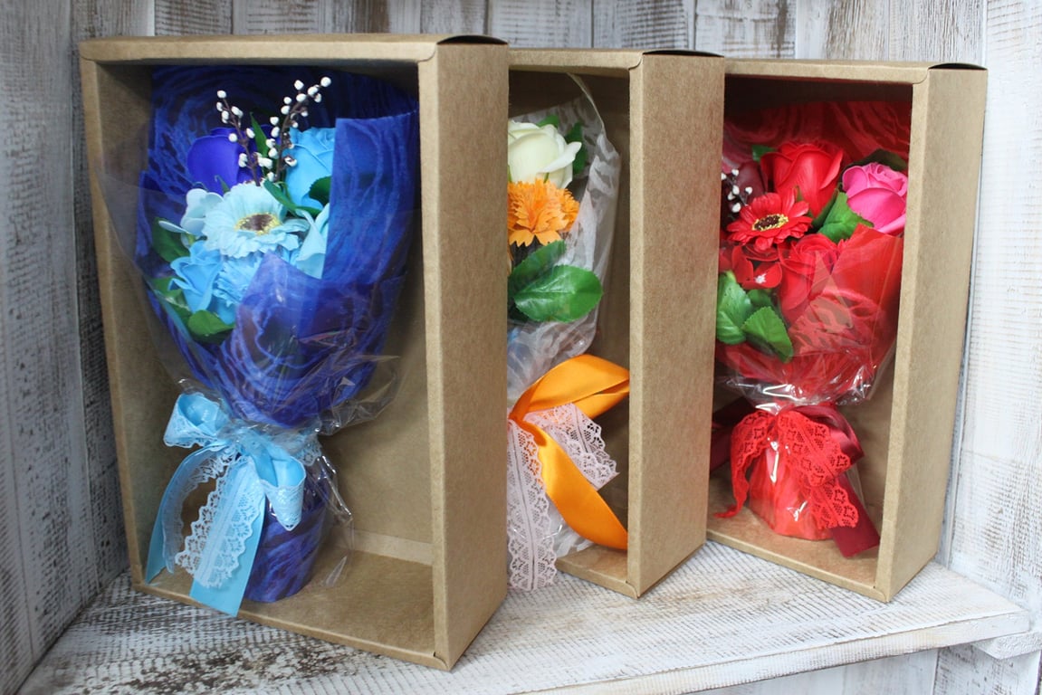 Boxed Red Flower Bouquet Hand Soap - Aromatic & Eco-Friendly