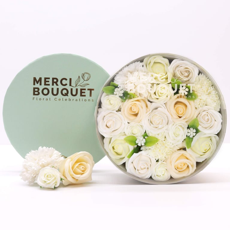 White & Ivory Round Wedding Blessing Box