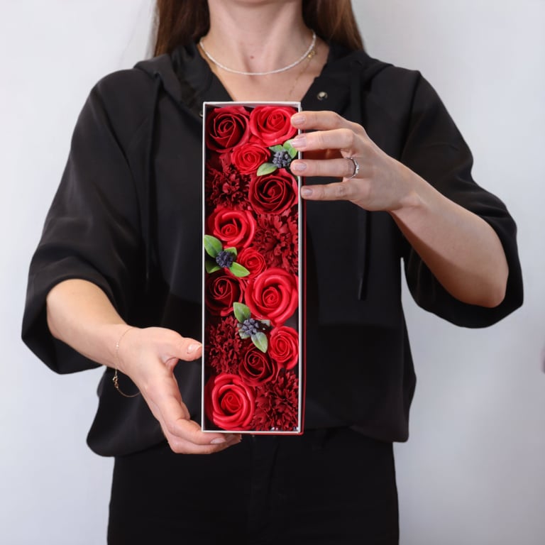 Red Rose Long Box - Classic Bouquet - Premium Quality