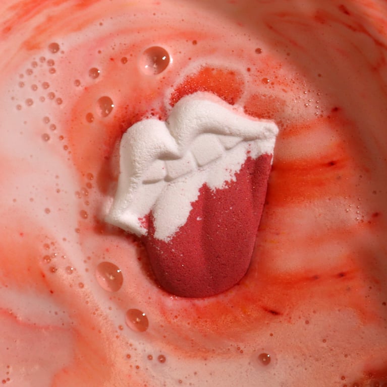 Luxury Lip Soothing 60g Bathbomb - Moisturizing Bath Bomb for Lips