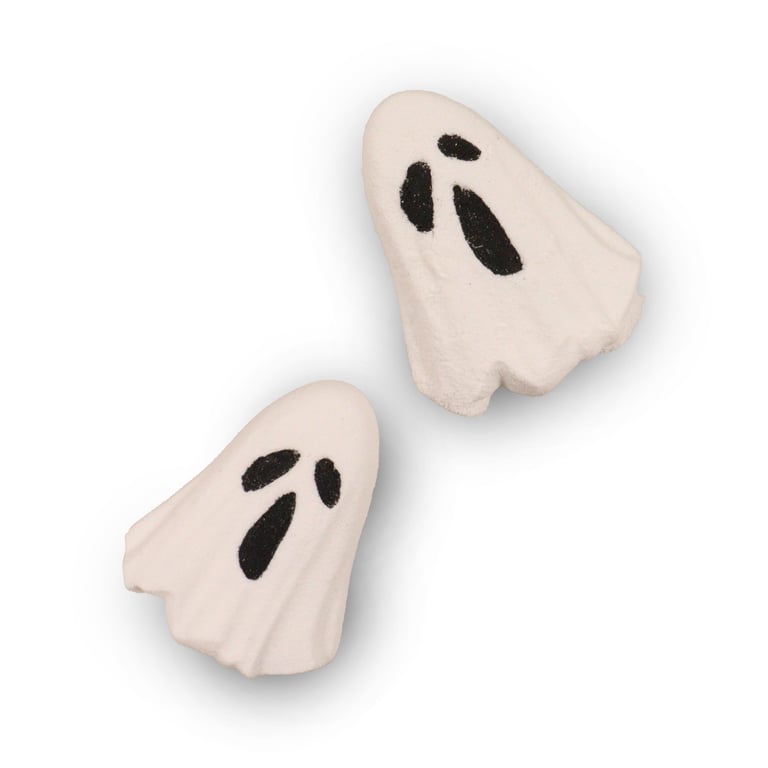Ghost Halloween Bath Bomb 65g - Soothing Bathing Entertainment with a Spooky Twist